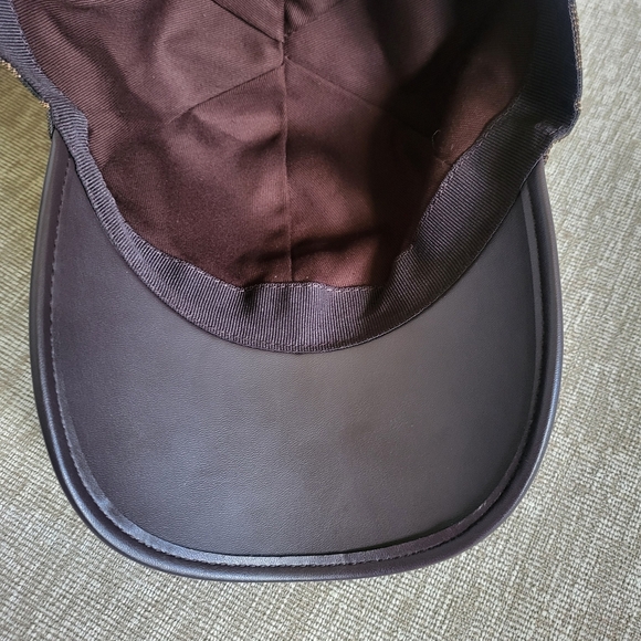 Fendi Brown and Black Cap - Picture 5 of 11